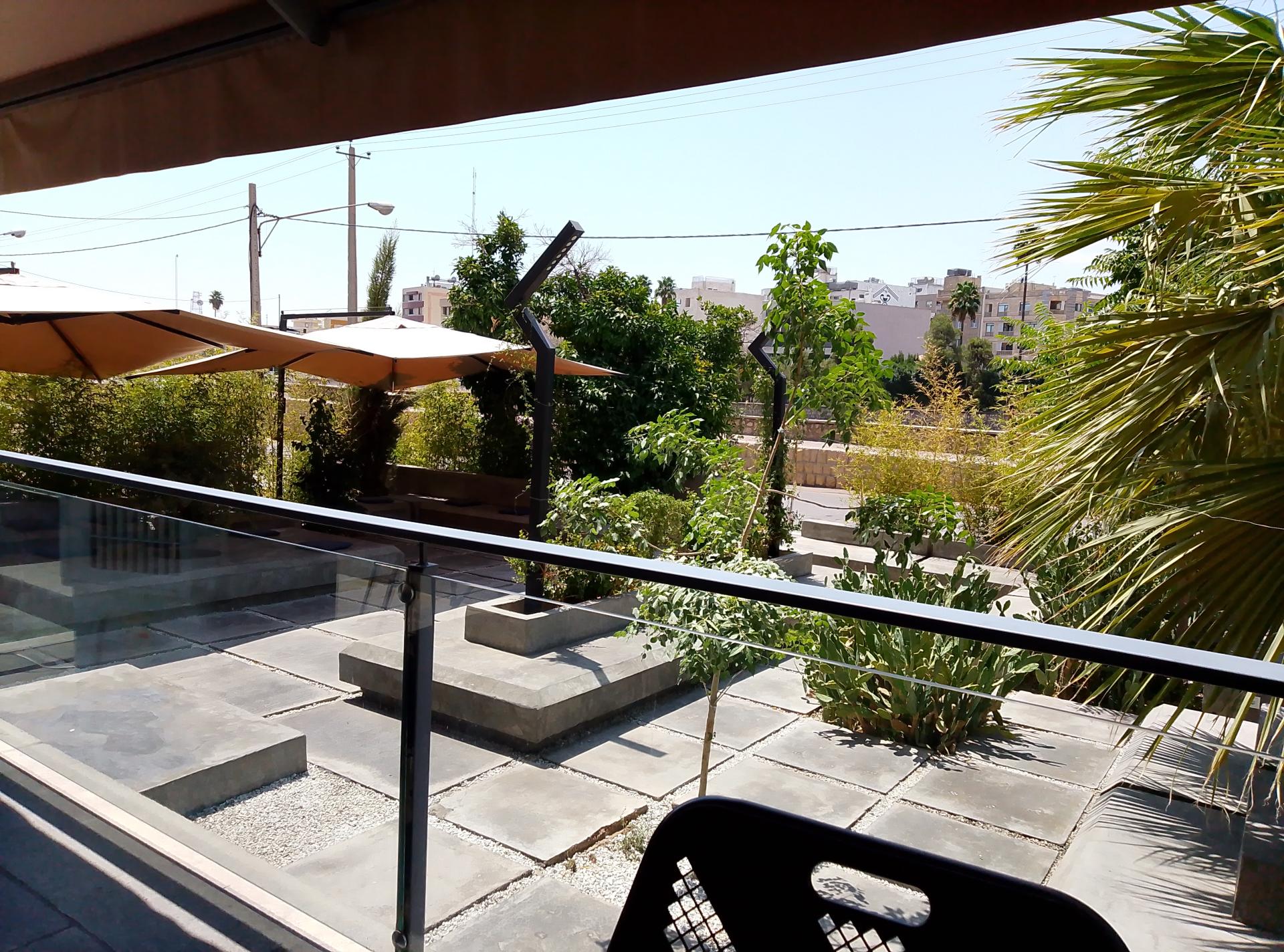 عکس کافه اَرمَد 