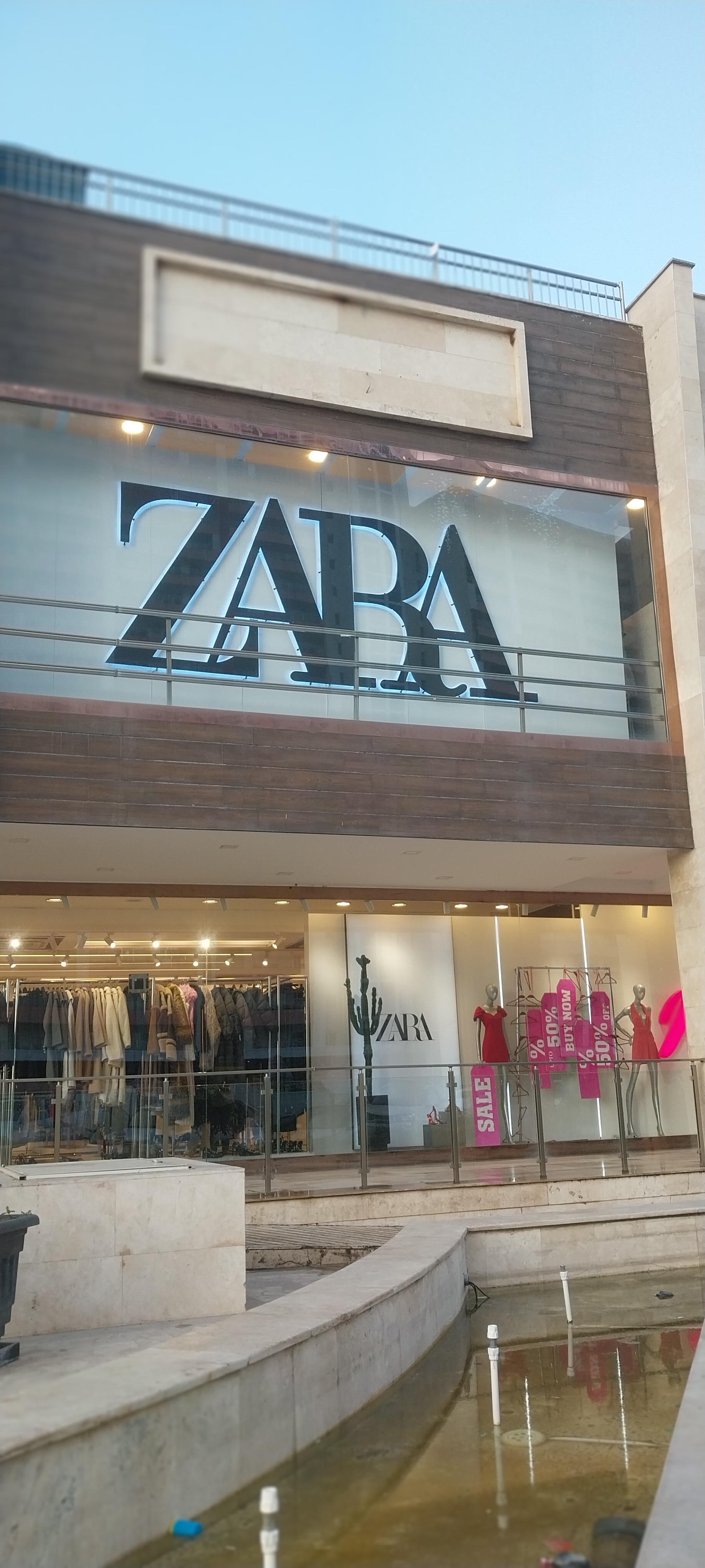 عکس فروشگاه زارا
