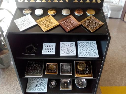 عکس فروشگاه بهداشتی و ساختمانے محسنی