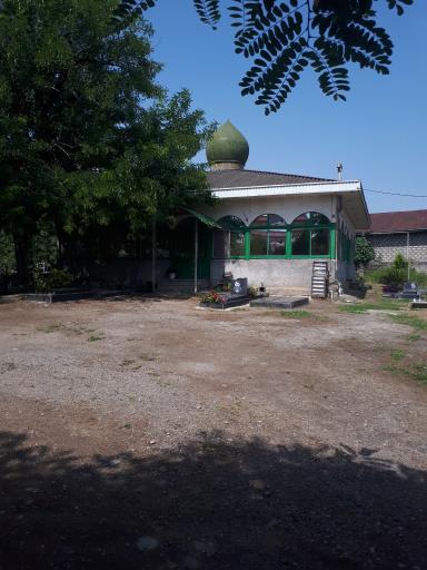 عکس بقعه سیده خانم بالا