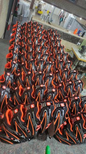 عکس کفش ورزشی کِی دو