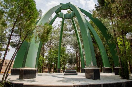 عکس دانشکده فنی وحرفه ای پسران سمنان