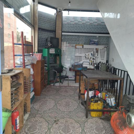 عکس تعمیرگاه و جلوبندی سازی تخصصی محمد