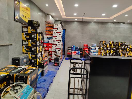 عکس باتری فروشی جلودار