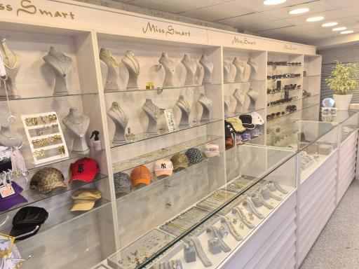 عکس فروشگاه بدلیجات ثمین مادید