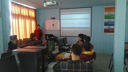 عکس آموزشگاه کامپیوتر سوری