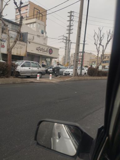 عکس بانک ایران زمین شعبه فردیس