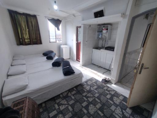 عکس مهمانپذیر هجرت