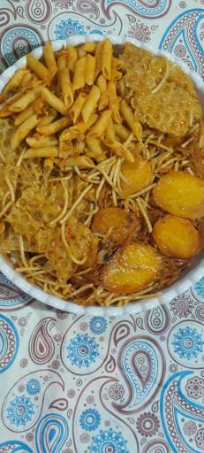 عکس تهیه غذای قاصدک