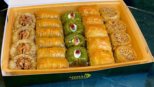 عکس کافه باقلوا احمد اوغلو 