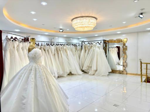 عکس تشریفات و مزون لباس عروس مهری خرم دل