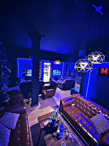 عکس گیم نت آقای نابغه