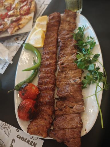 عکس رستوران رباتیک