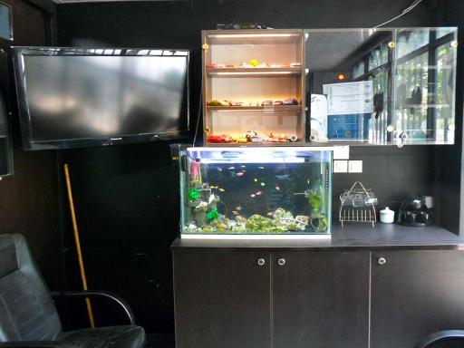 عکس کلینیک خودرو پارسیان