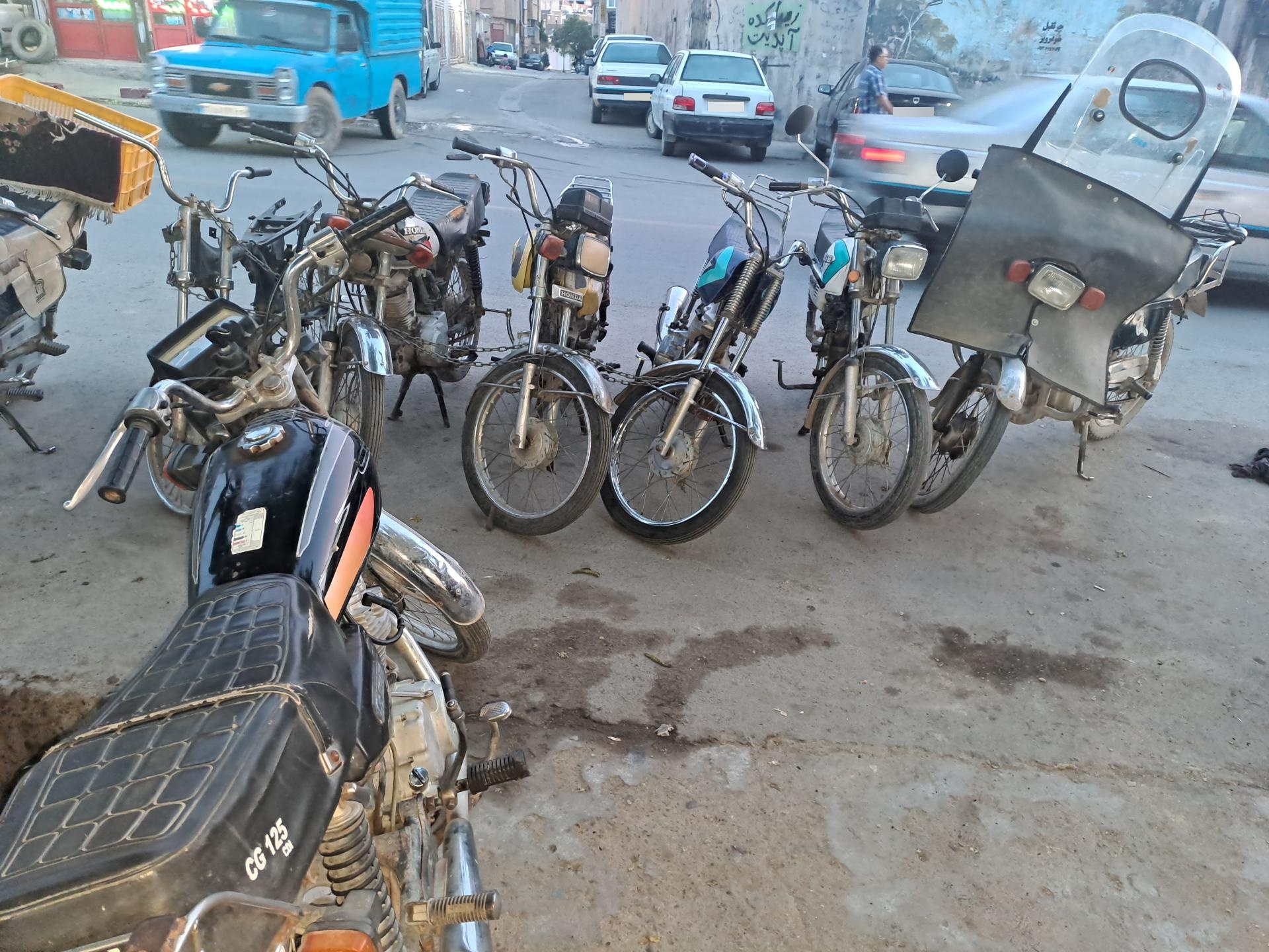 عکس تعمیرگاه موتورسیکلت امید