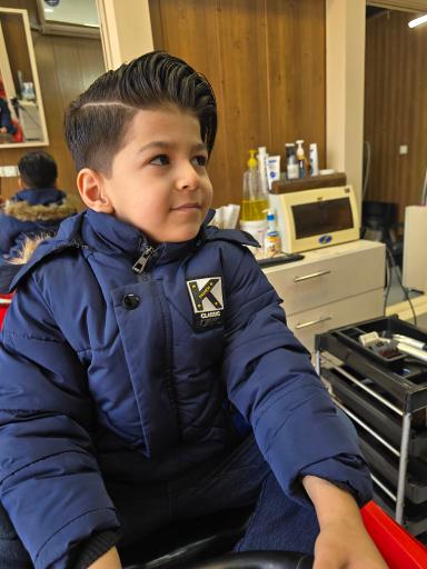 عکس پیرایش ادیب