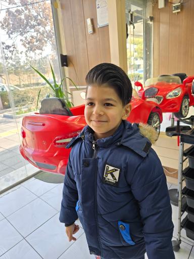 عکس پیرایش ادیب