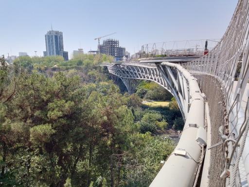 عکس پل طبیعت تهران