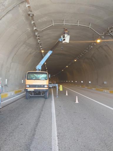 عکس جرثقیل فردیس 