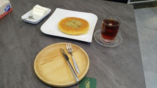 عکس کافه باقلوا جیران