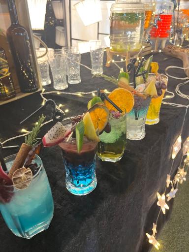 عکس باغ تالار والریا