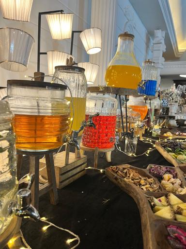 عکس باغ تالار والریا