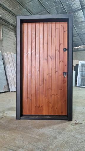 عکس فروشگاه درب راش دور