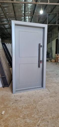 عکس فروشگاه درب راش دور