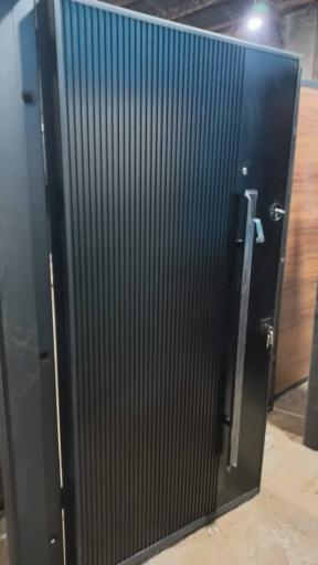 عکس فروشگاه درب راش دور