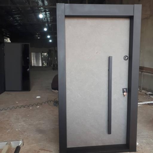 عکس فروشگاه درب راش دور