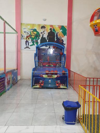 عکس شهربازی سرپوشیده دریای نور