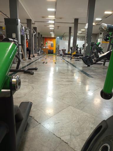 عکس باشگاه بدنسازی عابد