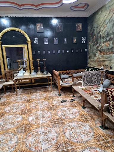 عکس کافه سنتی کوروش