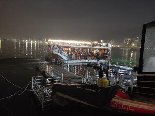 عکس کشتی رستوران رویال لانژ