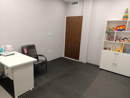 عکس گفتاردرمانی مهرآوا