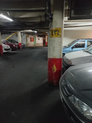 عکس پارکینگ بوستان