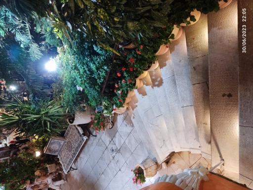 عکس رستوران باغ بهشت