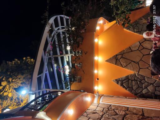 عکس رستوران باغ بهشت