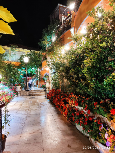 عکس رستوران باغ بهشت