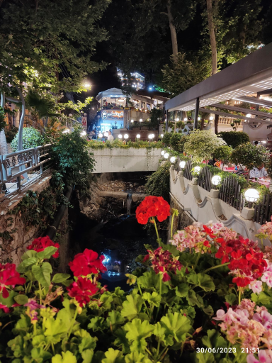 عکس رستوران باغ بهشت