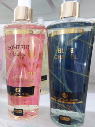 عکس فروشگاه آرایشی و بهداشتی روژابیوتی 