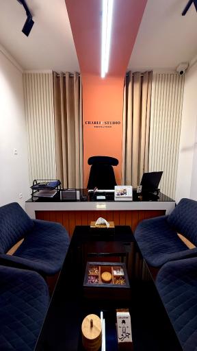 عکس استودیو عمارت عکاسی فیلمبرداری چارلی