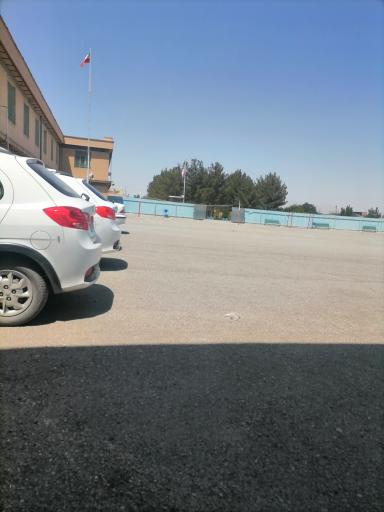 عکس دبیرستان دوره اول دخترانه شهید حجت