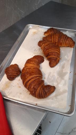 عکس کافه کروسان دلیس