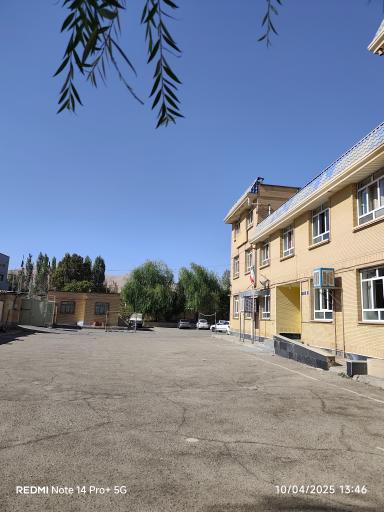 عکس مدرسه نمونه دولتی استاد محمد تقی جعفری 