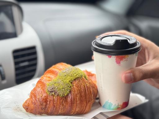 عکس کافه کروسان دلیس