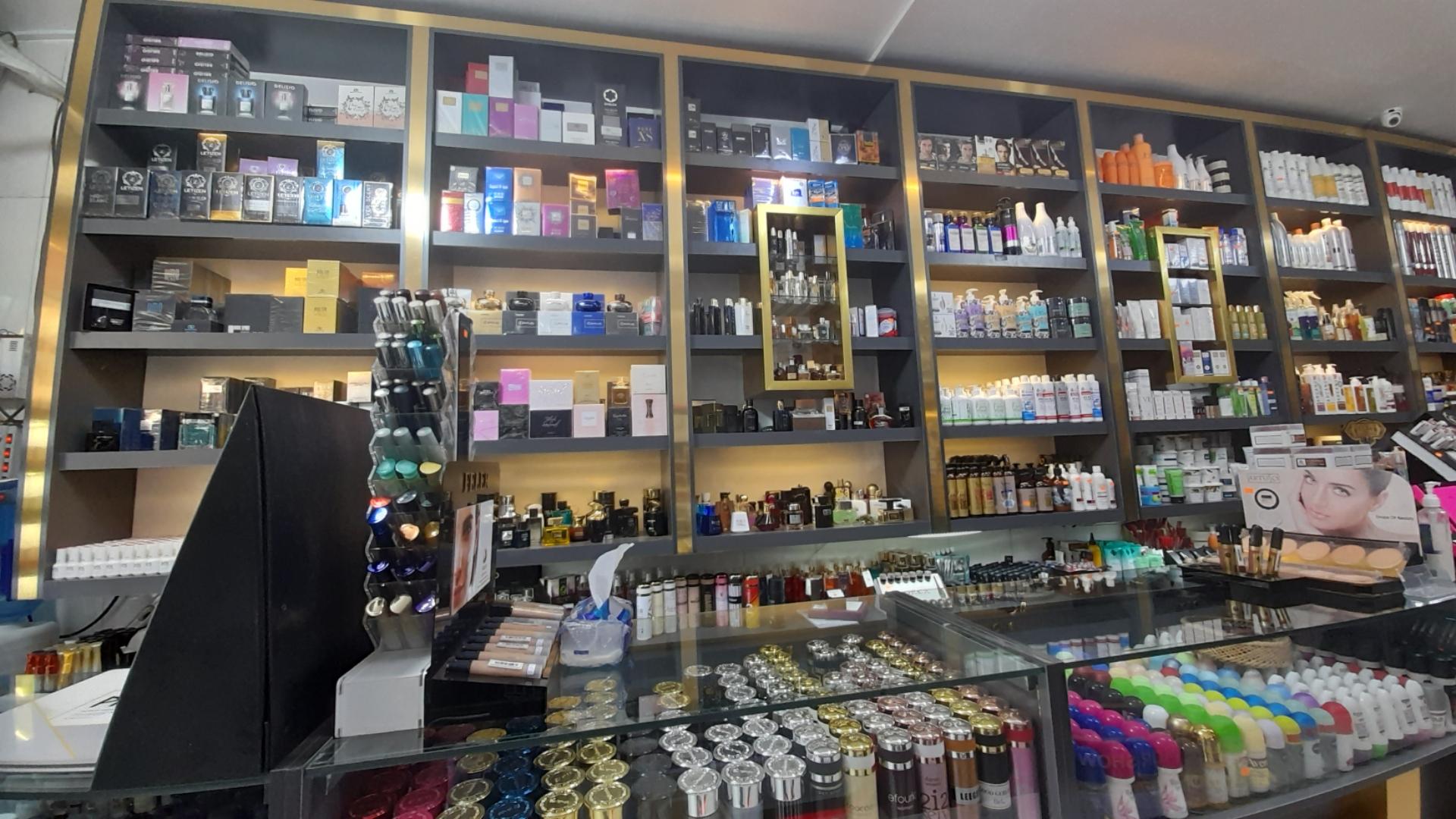 عکس آرایشی برند