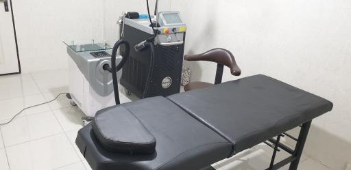 عکس کلینیک تخصصی پوست مو لیزر  دیبا