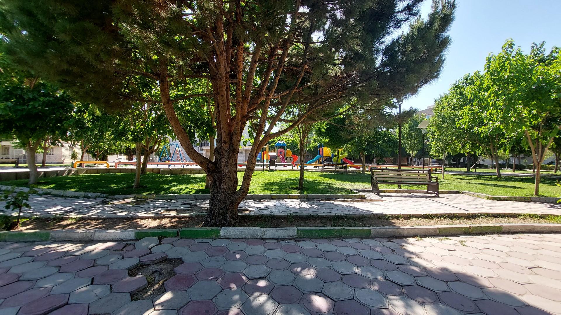 عکس پارک لاله