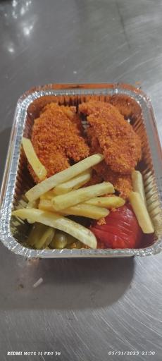 عکس رستوران سنتی و فست فود میزبان